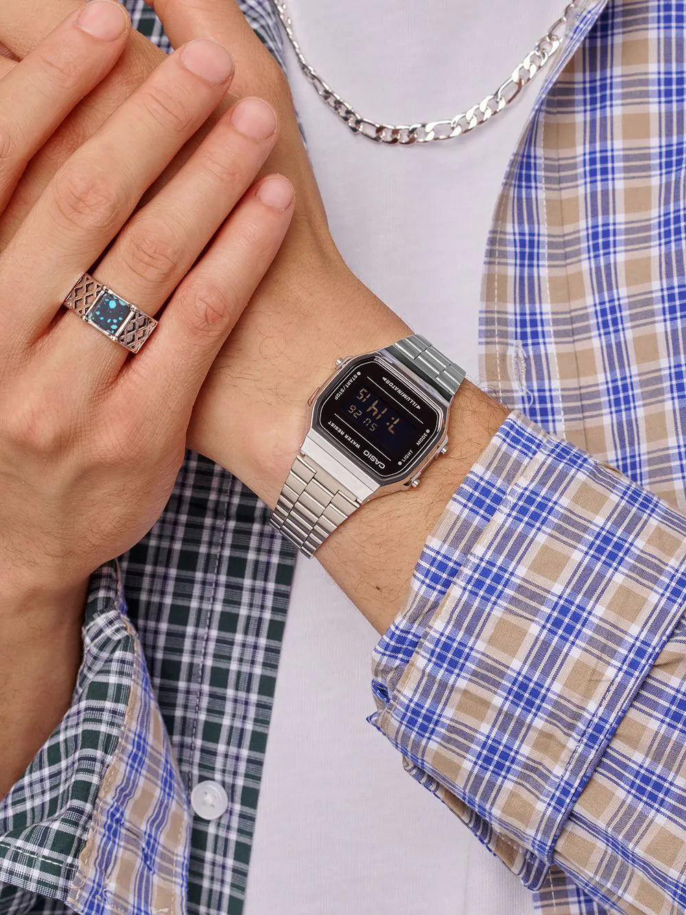 Casio A168WEM-1EF Vintage Iconic 36mm
