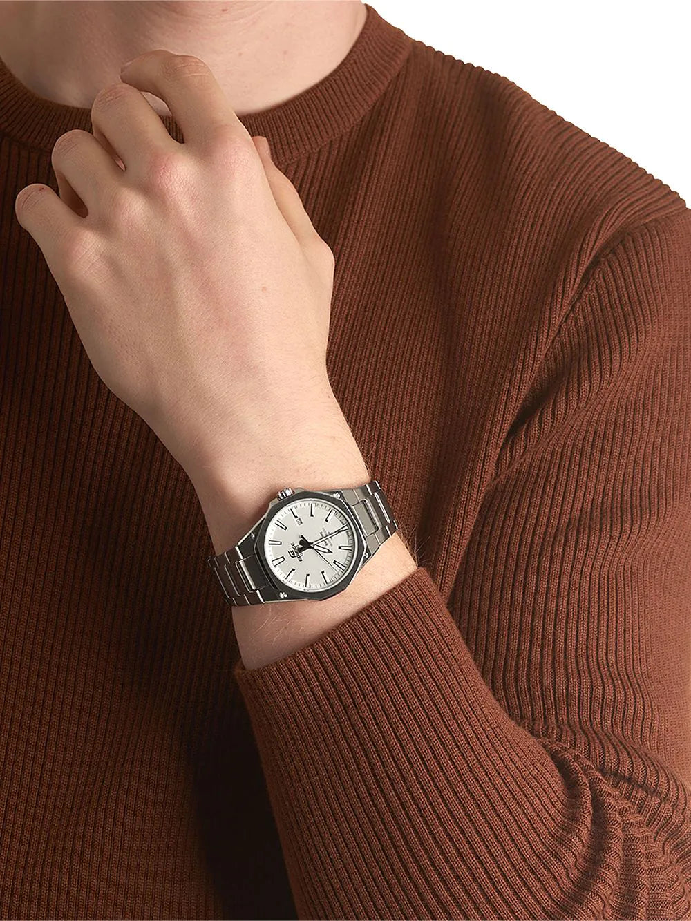 Casio EFR-S108D-7AVUEF Edifice Men`s 40mm 10ATM