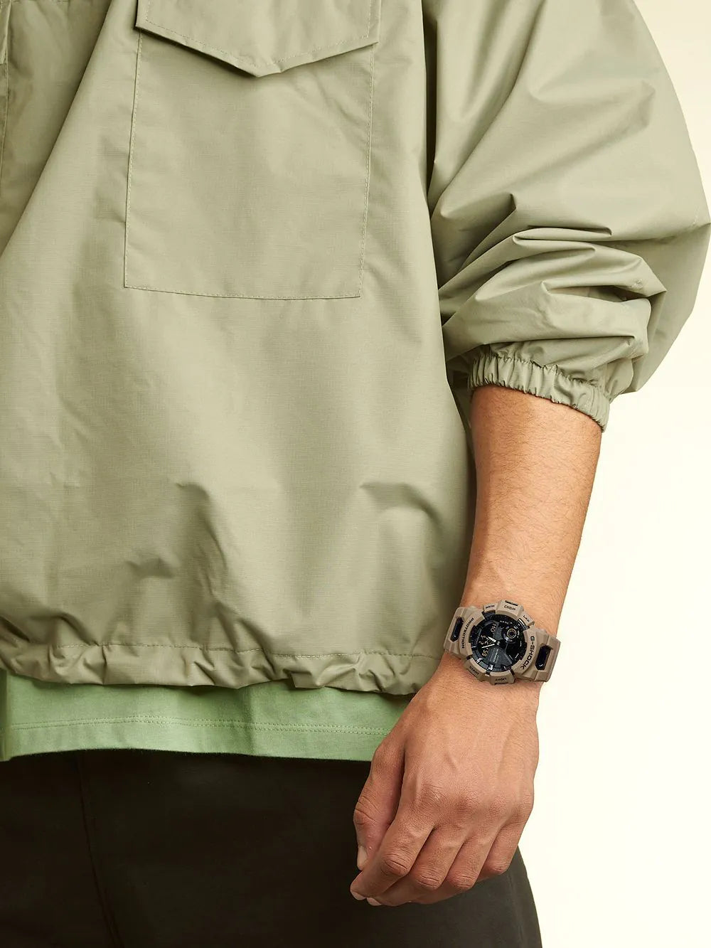 Casio GBA-900UU-5AER G-Shock men`s 50mm 20ATM