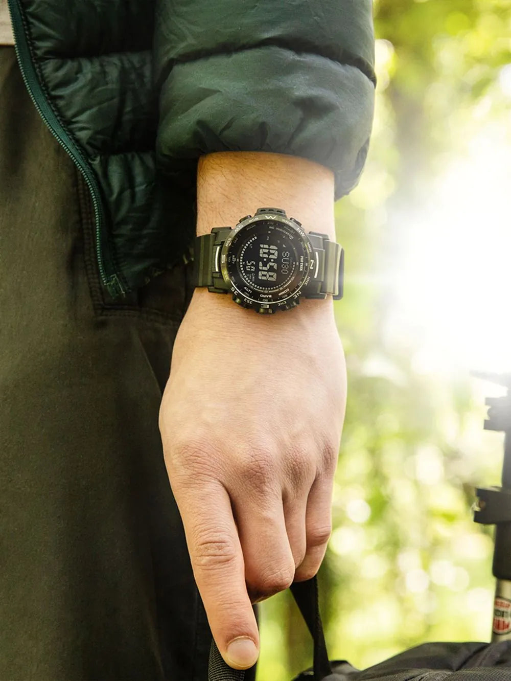 Casio PRW-35Y-1BER Mens Watch PRO TREK 45mm 10ATM