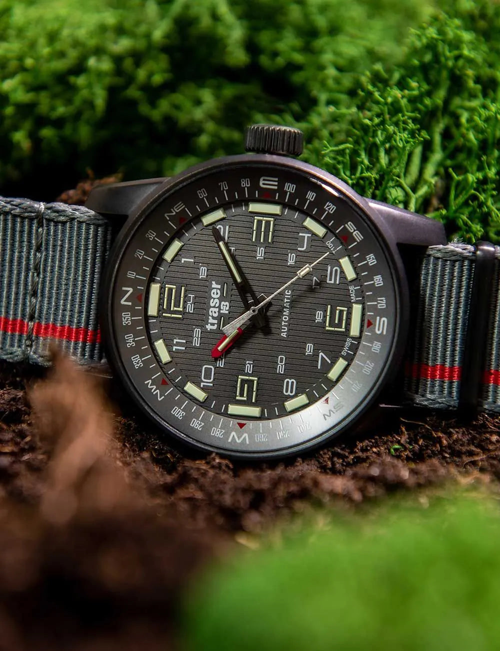 Traser H3 110593 P68 Pathfinder T100 Automatic Mens Watch 46mm 10ATM