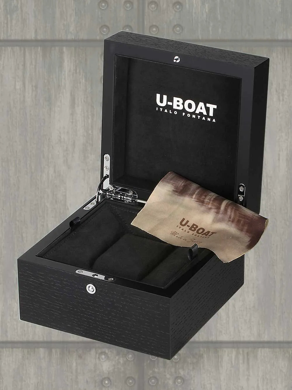 U-Boat 9600/A Mens Watch Darkmoon Unico 45mm 50M