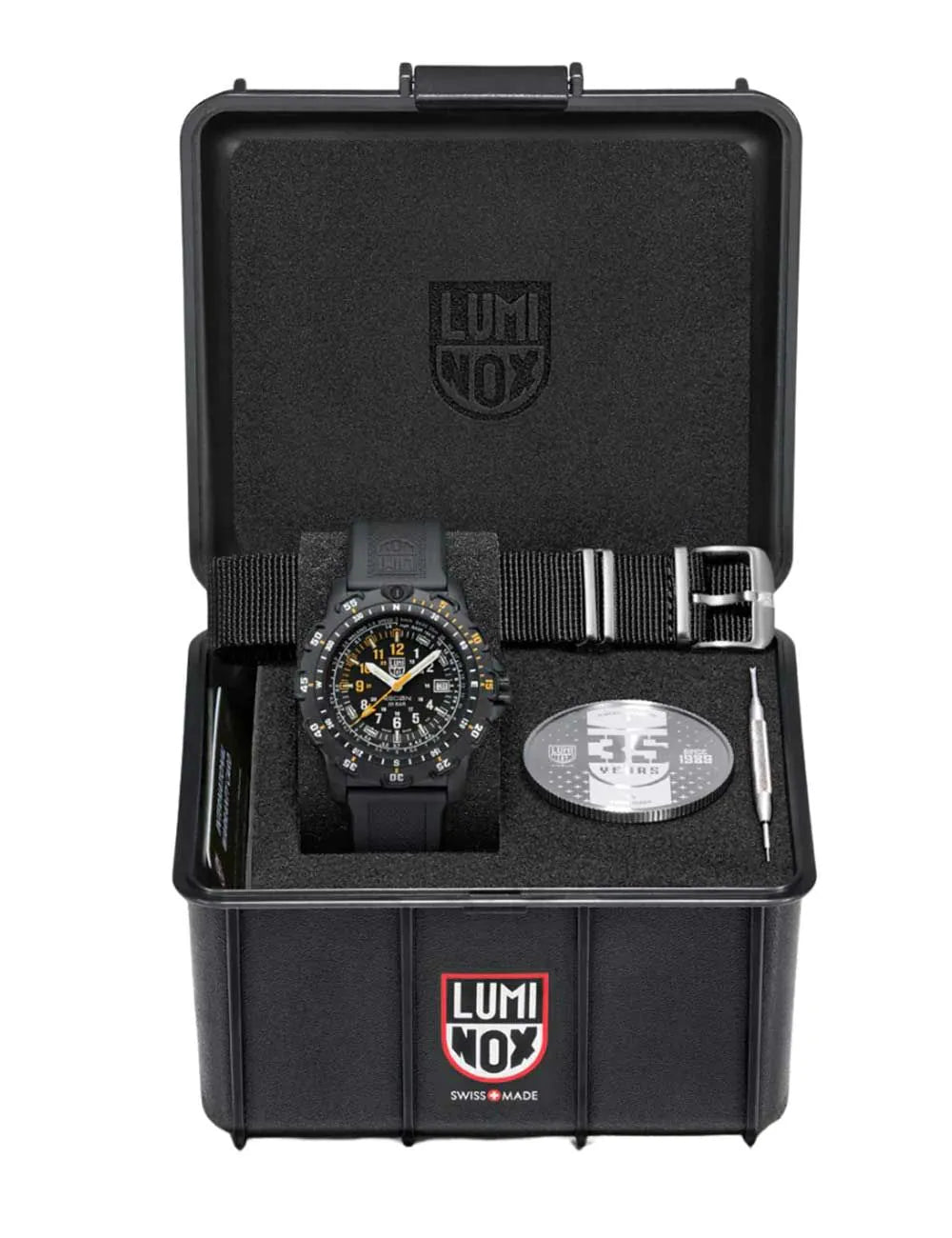 Luminox XL.8825.H.SET.1 Mens Watch RECON Point Man Set 45mm 20ATM