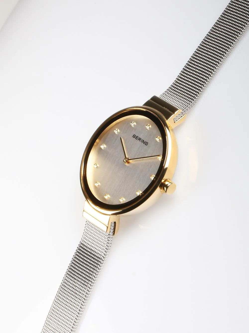 Bering 12034-010 Classic Ladies 34mm 3 ATM