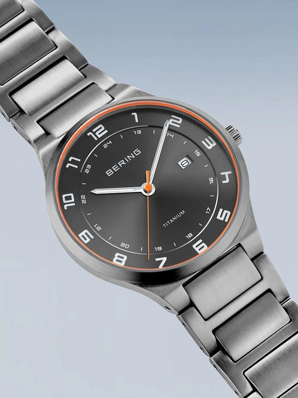 Bering 15139-709 Mens Watch Titanium 39mm 10ATM