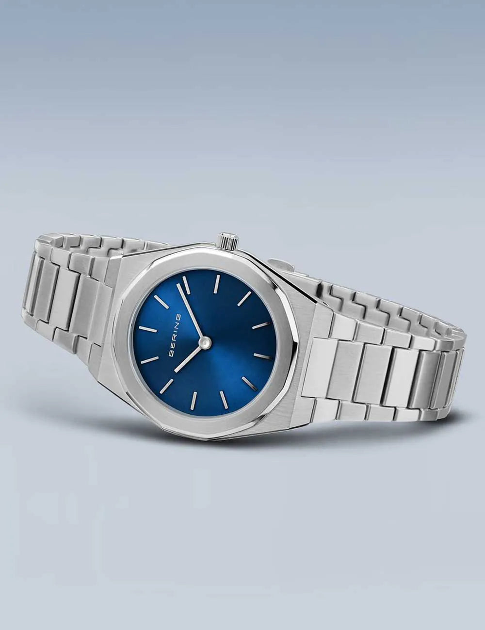 Bering 19632-707 Ladies Watch Classic 32mm 3ATM