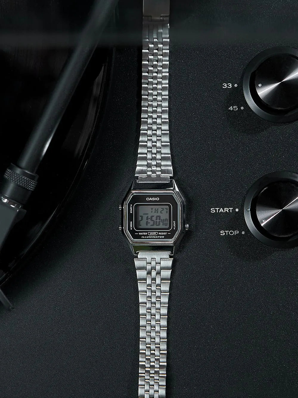 CASIO LA680WEA-1EF Collection Unisex 28mm 3 ATM