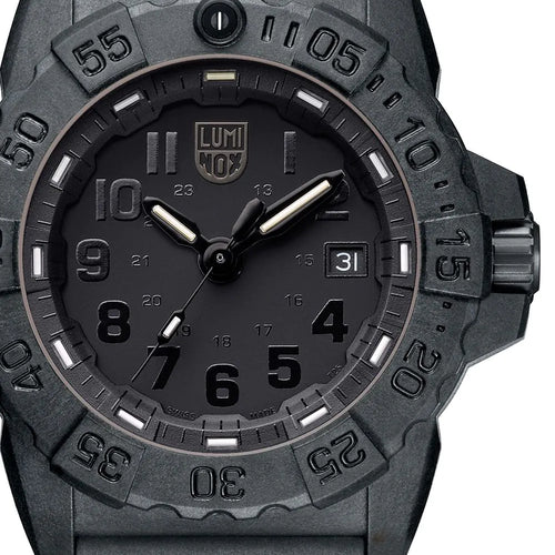 Luminox