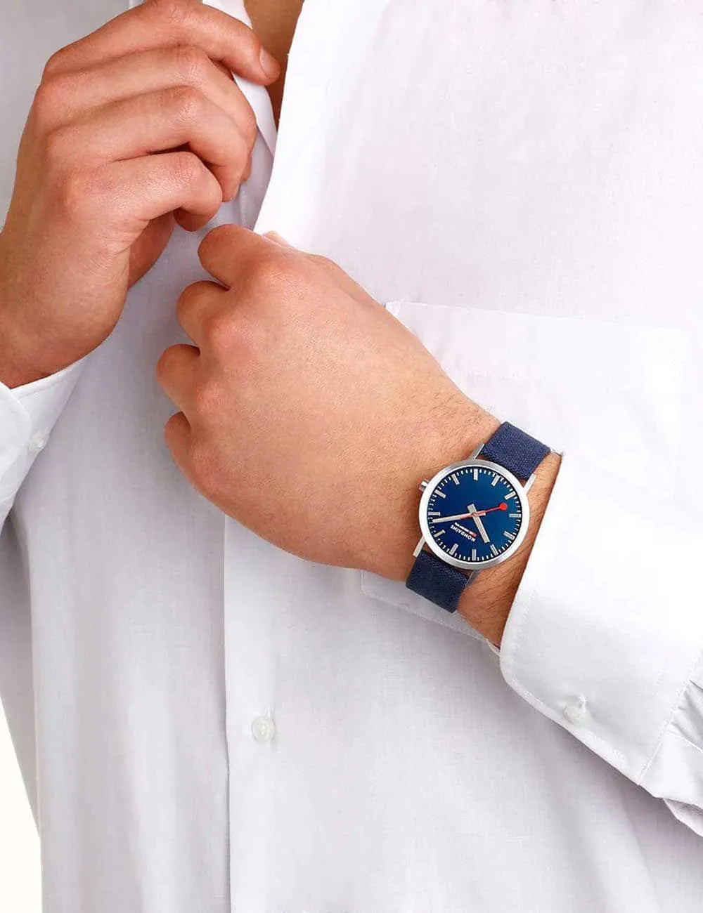 Mondaine A660.30360.40SBD Mens Watch Classic SBB recyc. Textile 40mm 3ATM