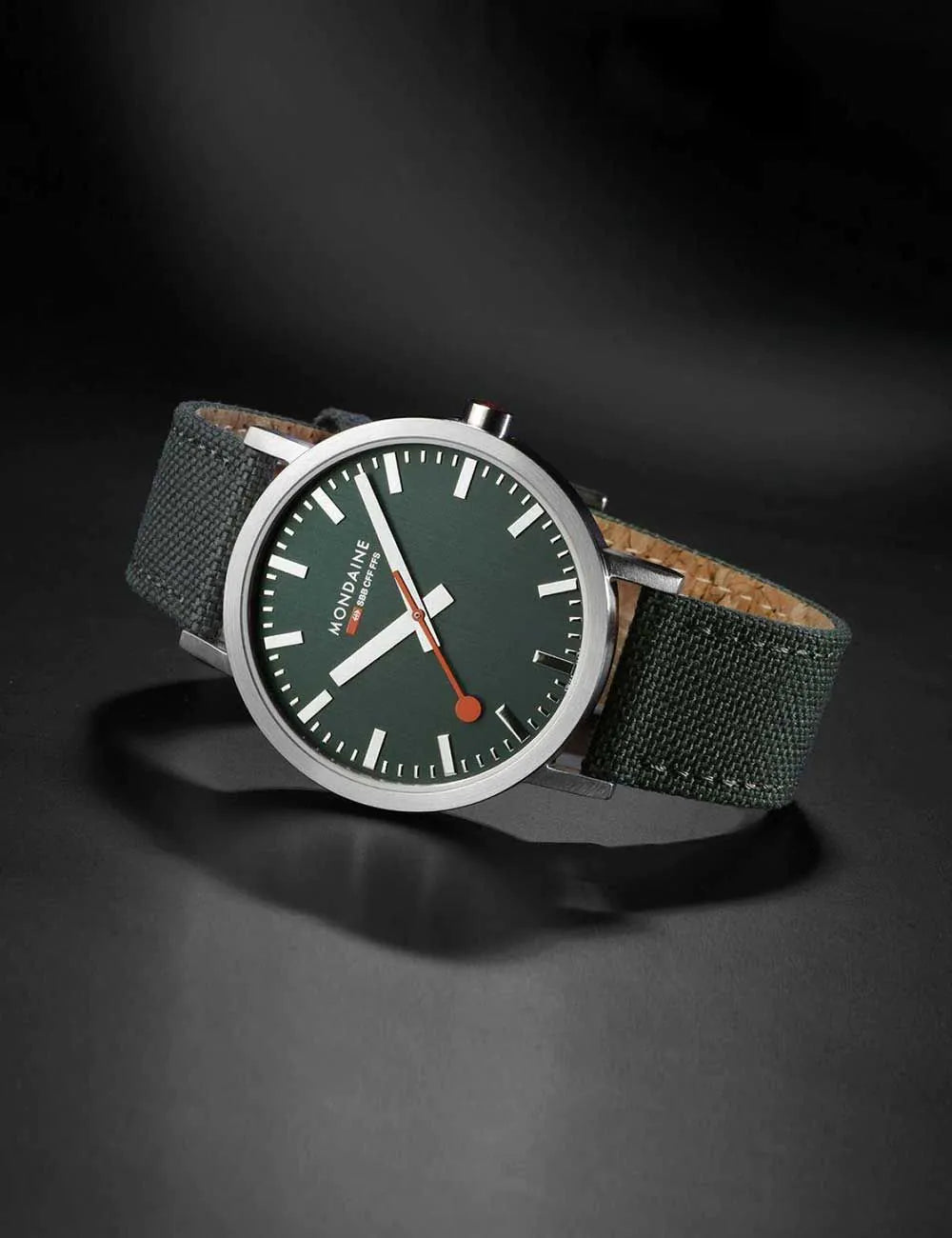 Mondaine A660.30360.60SBF Mens Watch Classic SBB recyc. Textile 40mm 3ATM