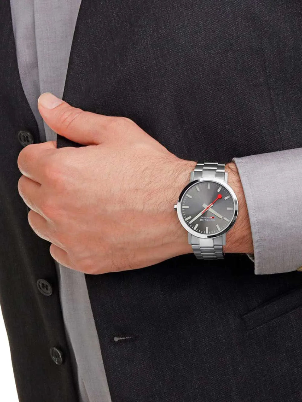 Mondaine A660.30360.81SBJ Mens Watch SBB Classic 40mm 5ATM