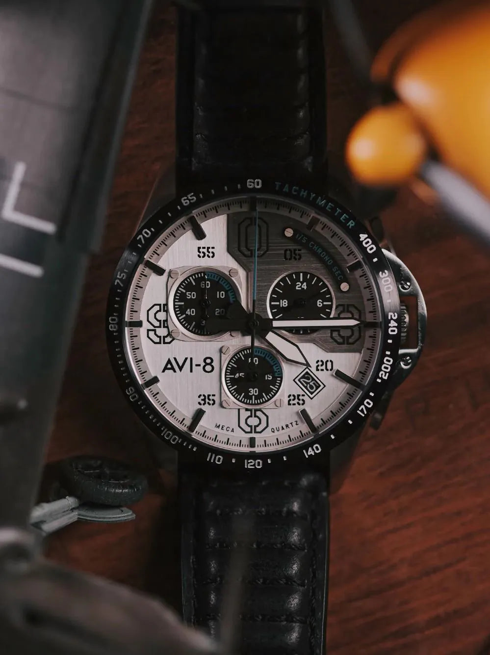AVI-8 AV-4077-01 P-51 Mustang Chronograph 43mm 5ATM