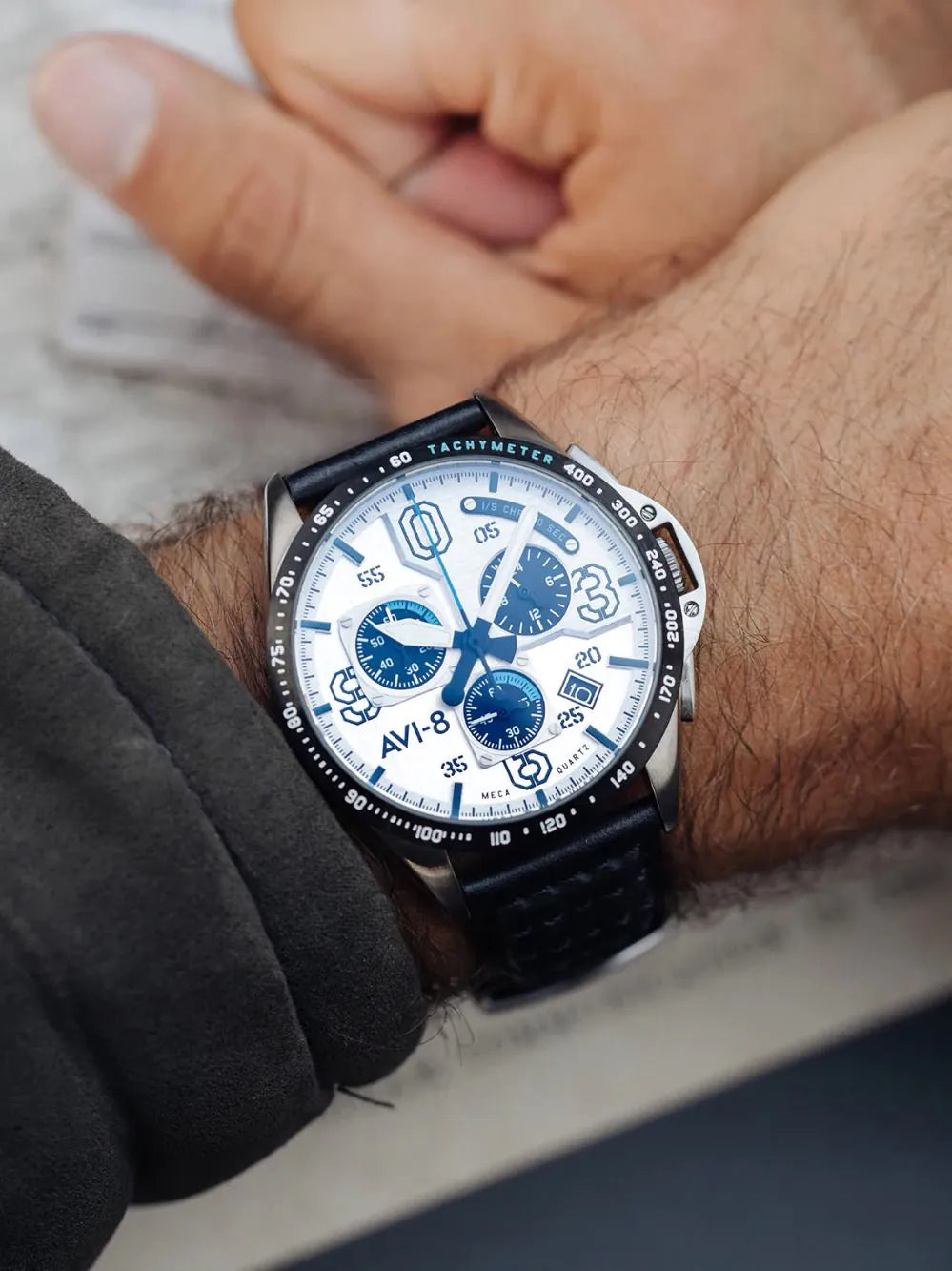 AVI-8 AV-4077-01 P-51 Mustang Chronograph 43mm 5ATM