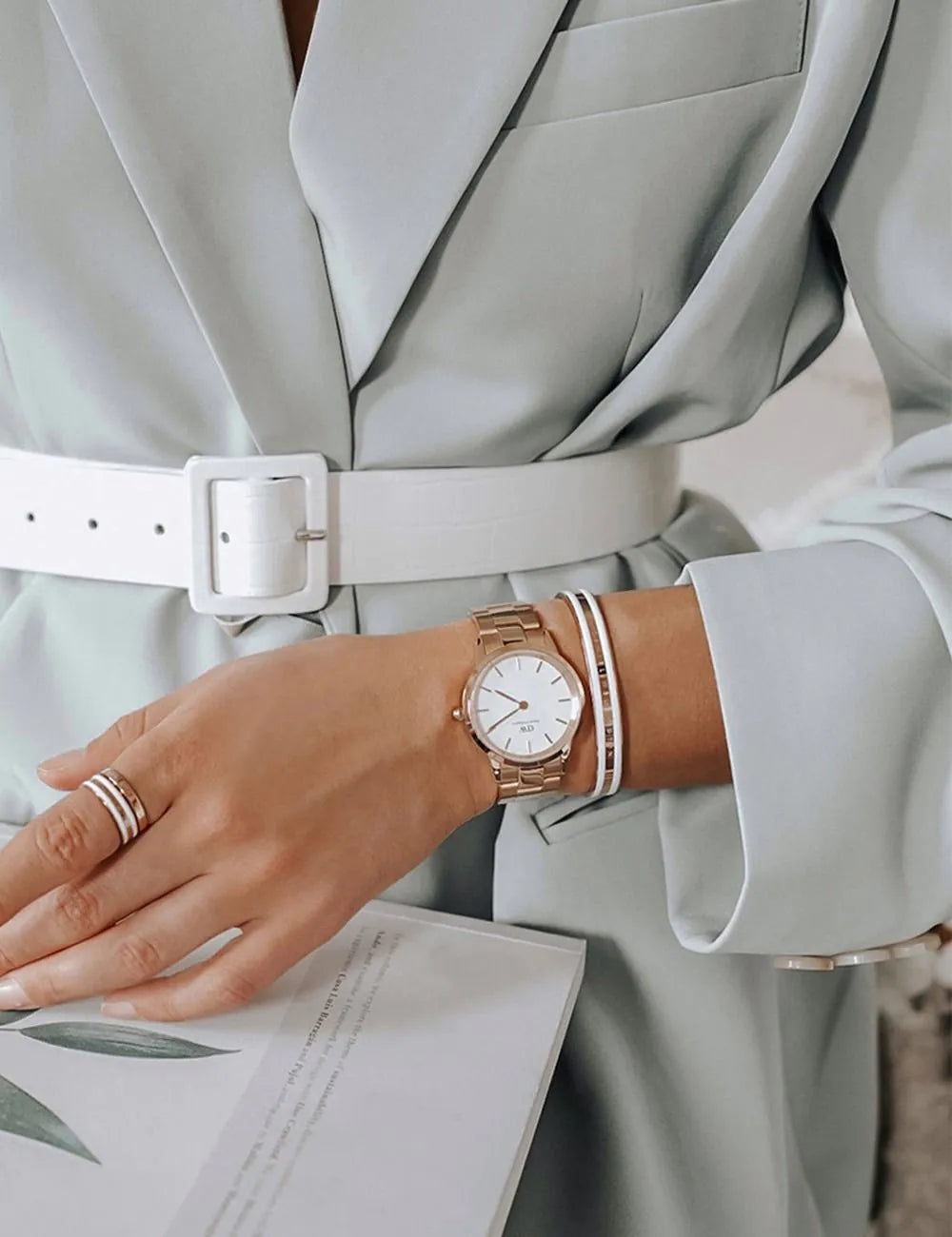 Daniel Wellington DW00100209 Ladies Watch Iconic Link 36mm 3ATM