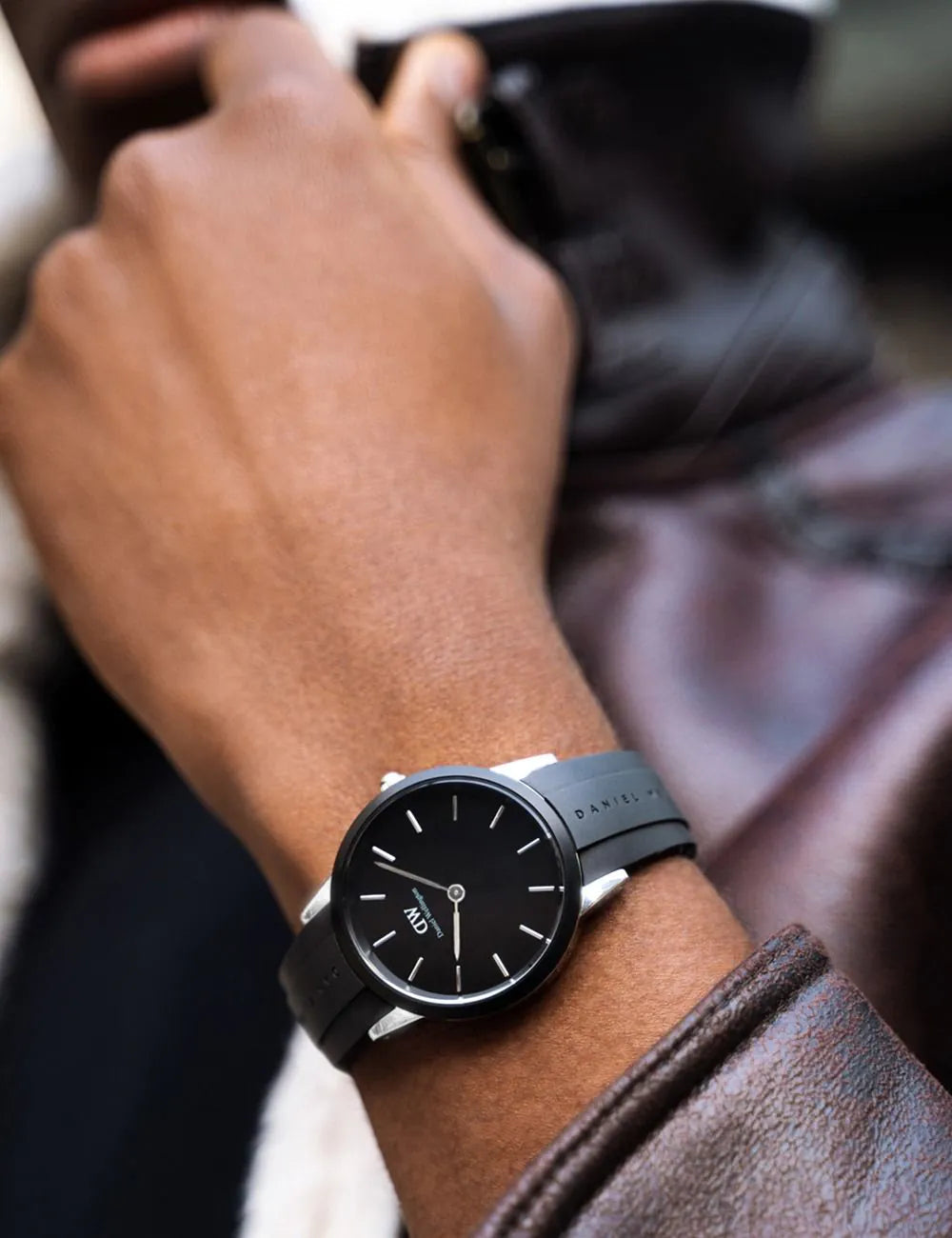 Daniel Wellington DW00100612 Mens Watch Iconic Motion 44mm 10ATM