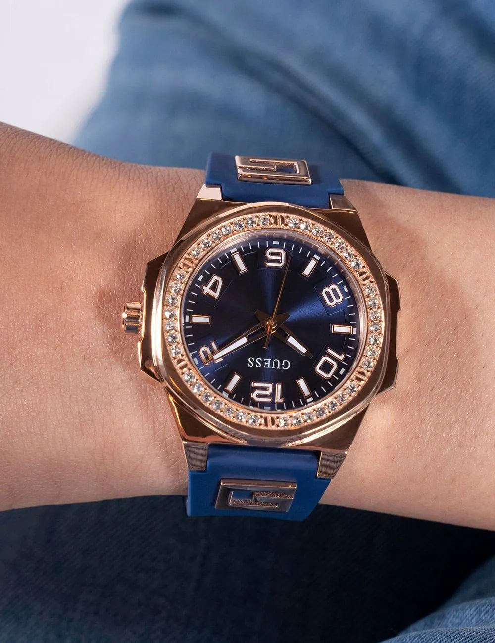 Guess GW0617L3 Ladies watch G Hype 40mm 5ATM