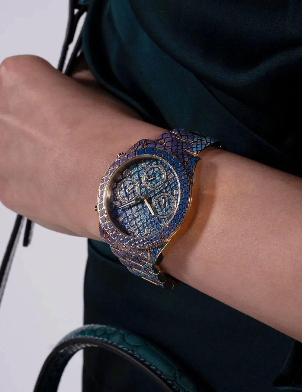 Guess GW0752L1 Ladies watch Serpentina 38mm 5ATM