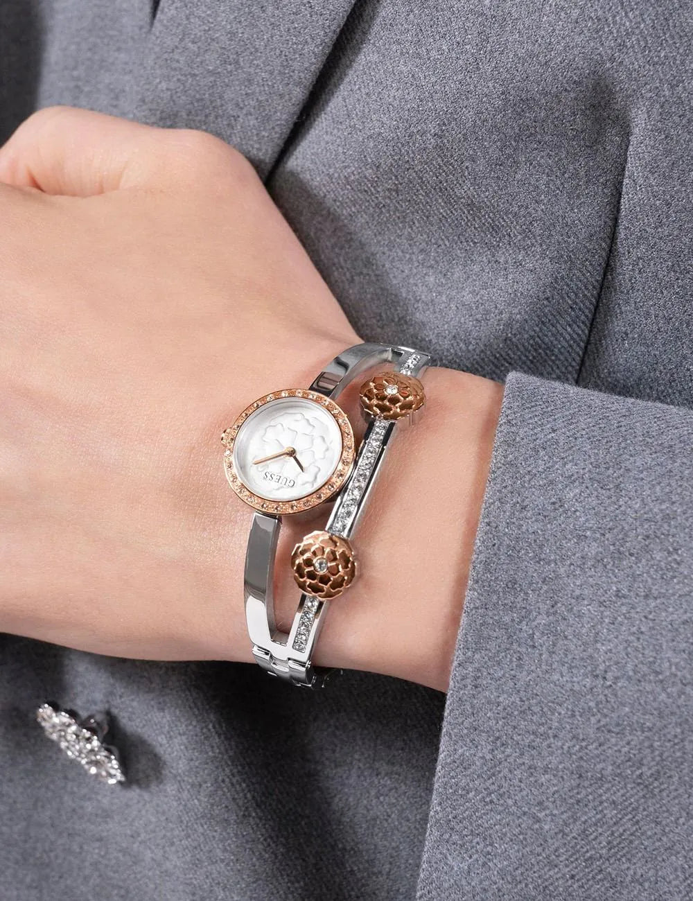 Guess GW0756L3 Ladies watch Chloe 20mm 1ATM