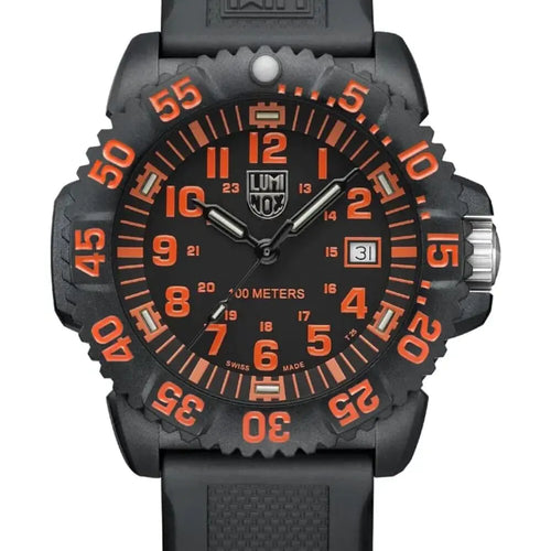 Luminox