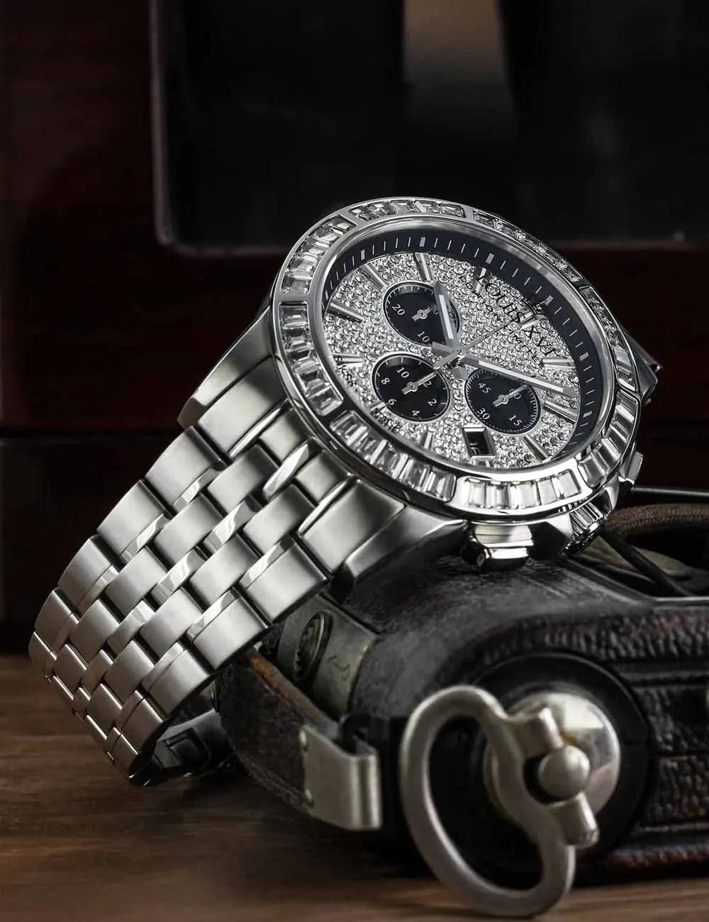 Louis XVI LXVI1131 Mens Watch Majesté Iced Out Baguette 43mm 5ATM