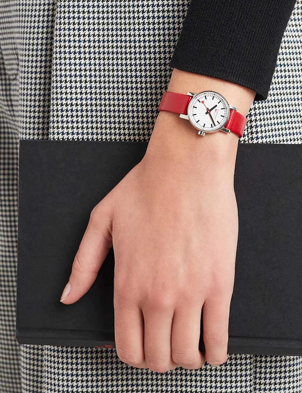 Mondaine MSE.26110.LCV Ladies Watch evo2 SBB 26mm 3ATM