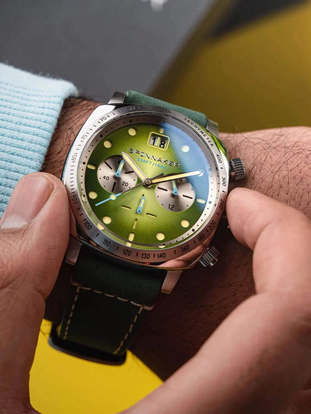 Spinnaker SP-5068-06 Mens Watch Hull Chronograph Shire Green 42mm 10ATM