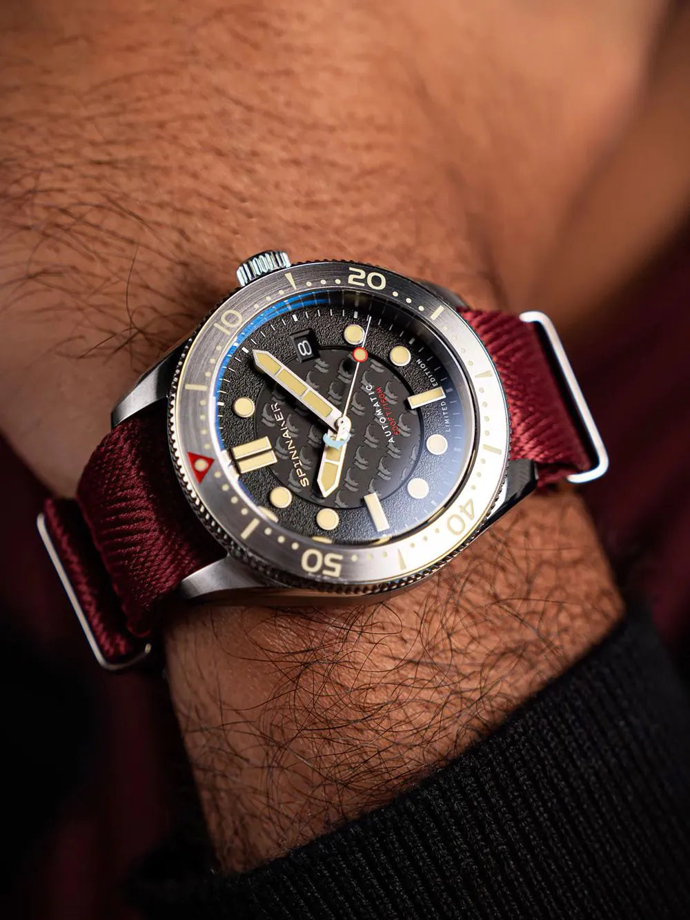 Spinnaker SP-5129-22 Mens Watch Croft Mid-Size Automatic Limited Dolphin Project 40mm 15ATM