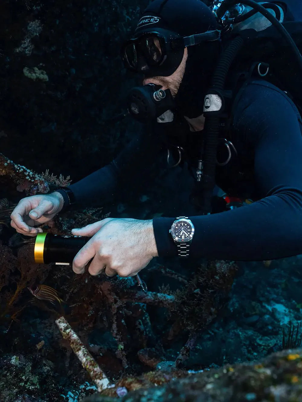 Spinnaker SP-5129-22 Mens Watch Croft Mid-Size Automatic Limited Dolphin Project 40mm 15ATM