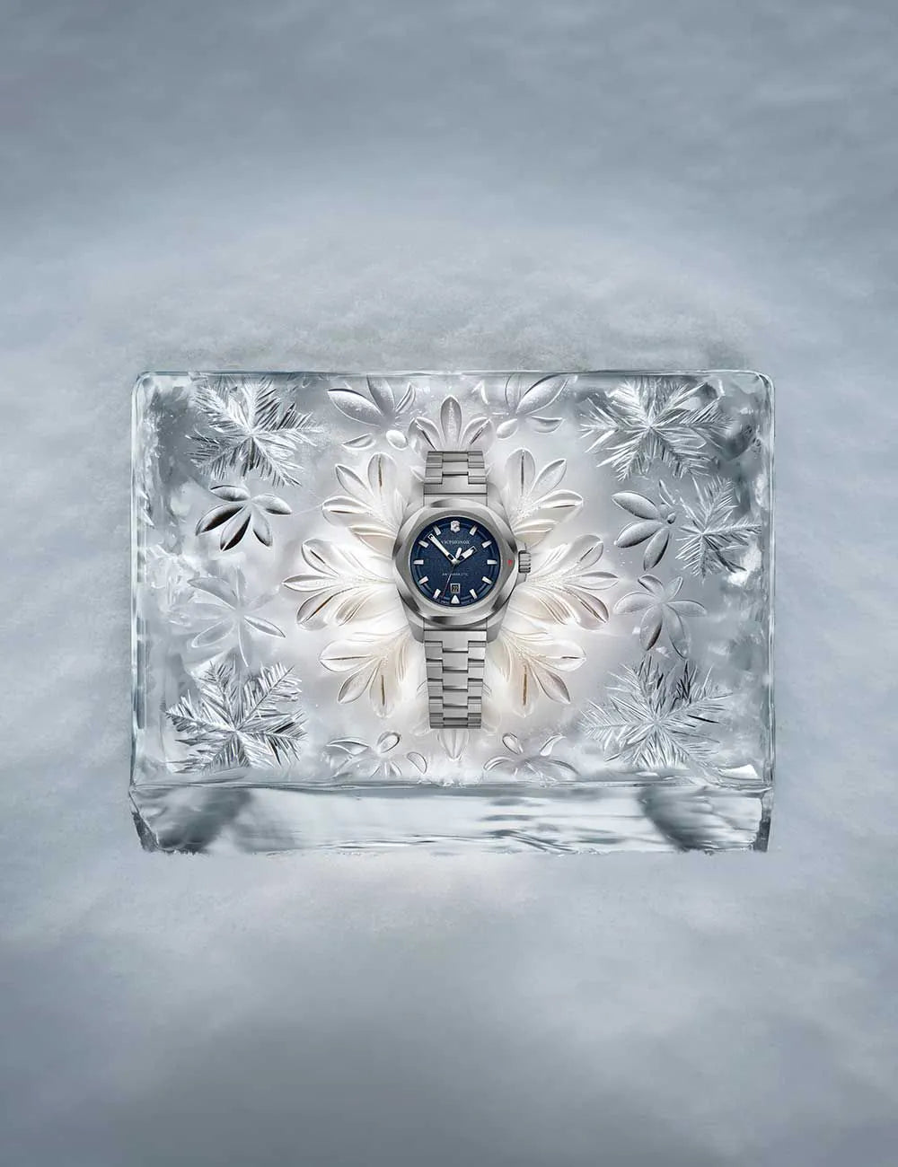 Victorinox 242038 Ladies Watch I.N.O.X. Small 32mm 10ATM