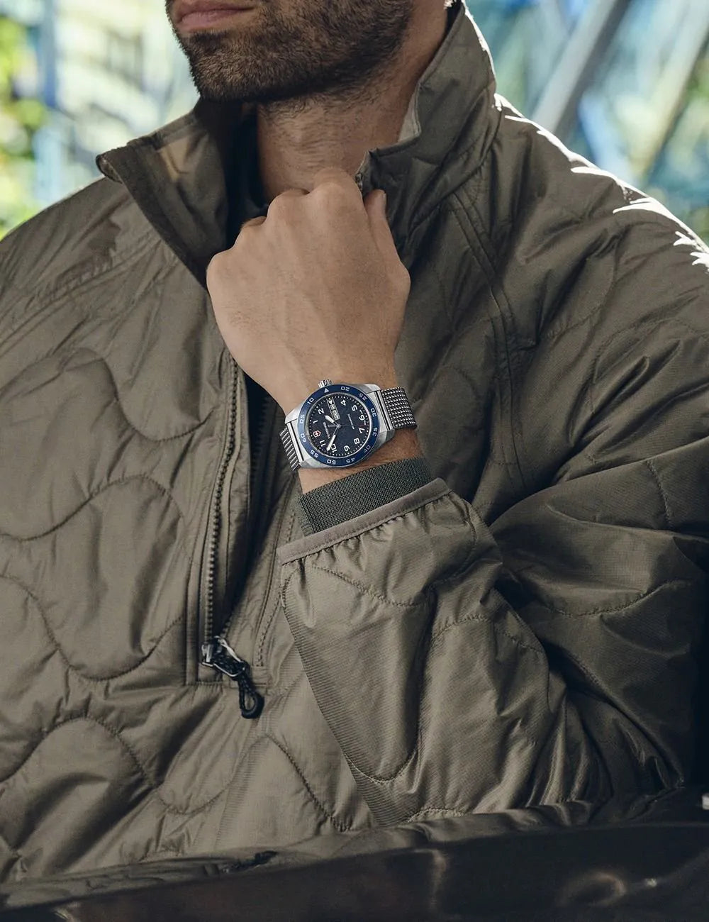 Victorinox 242042 Mens Watch Swiss Army 42mm 10ATM