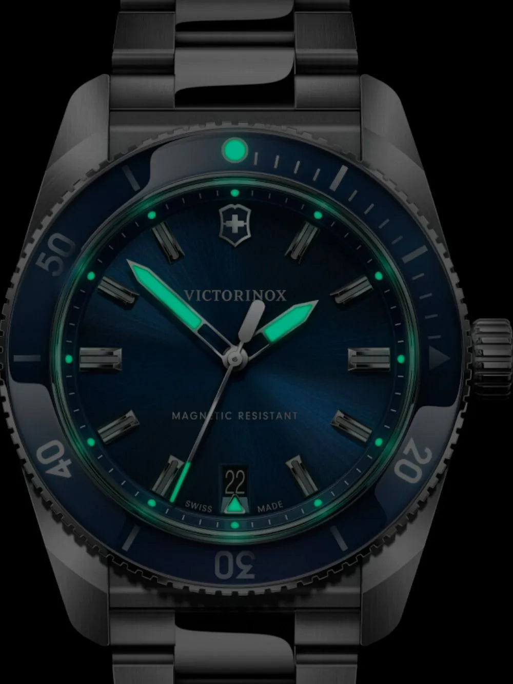 Victorinox 242095 Mens watch Maverick 39mm 20ATM