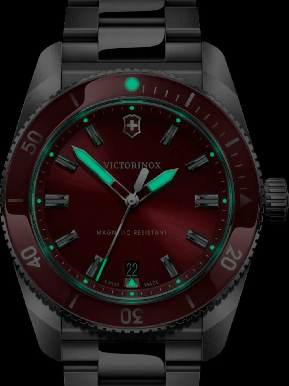 Victorinox 242098 Mens watch Maverick 39mm 20ATM