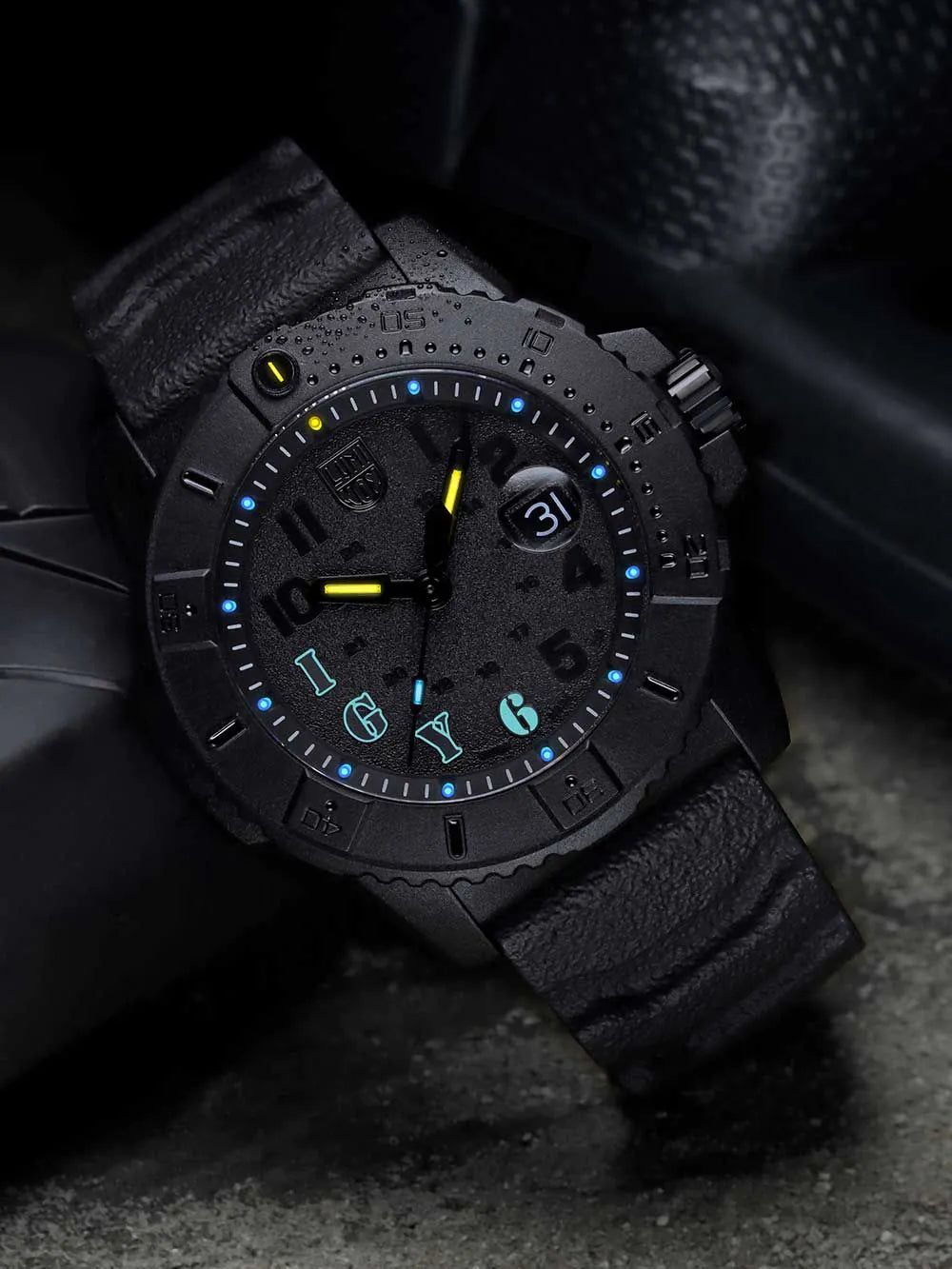 Luminox XS.3611.IGY6.NSF Mens Watch Navy Seal Carbonox Limited 46mm 200M