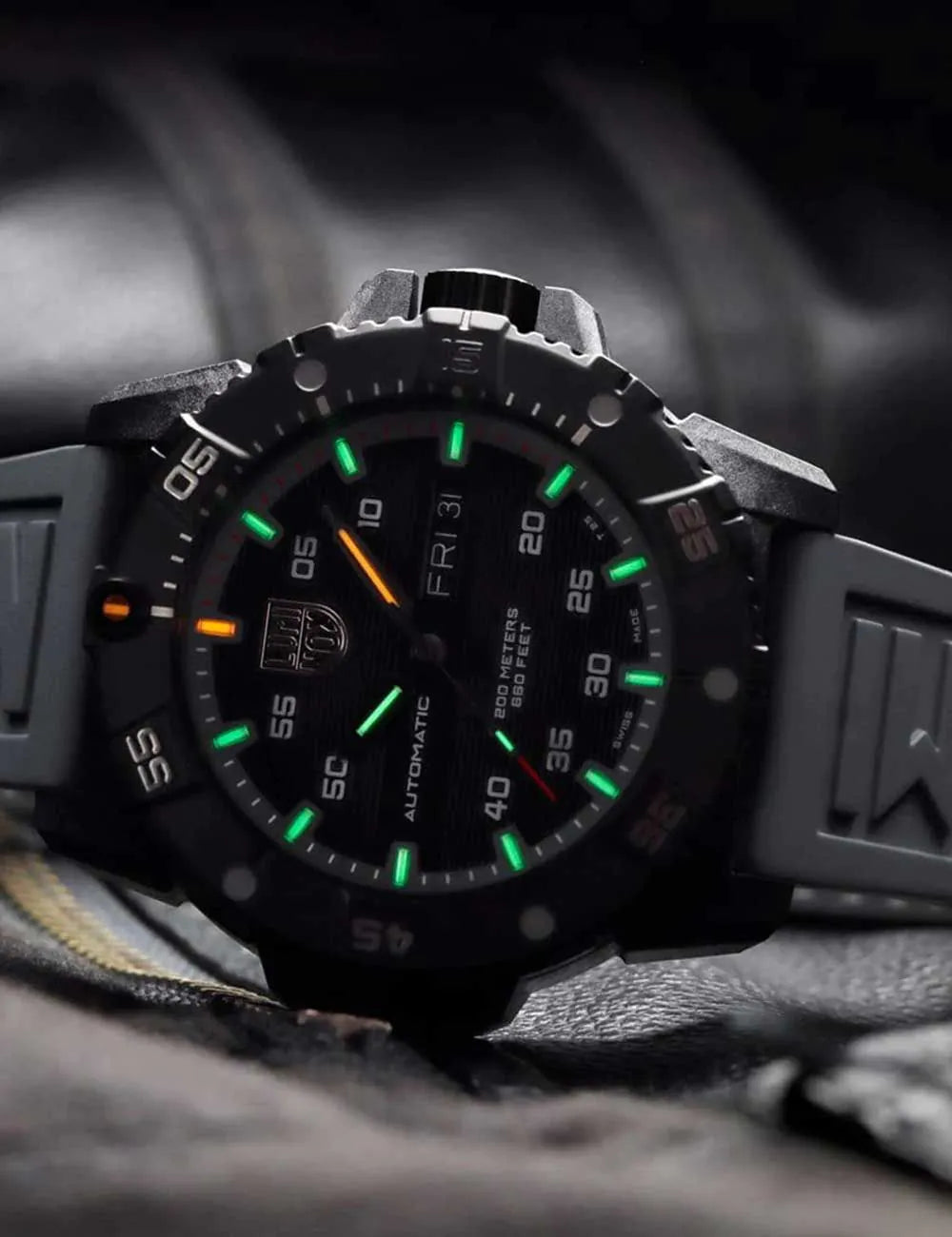 Luminox XS.3862 Mens Watch Master Carbon Seal Automatic 45mm 20ATM